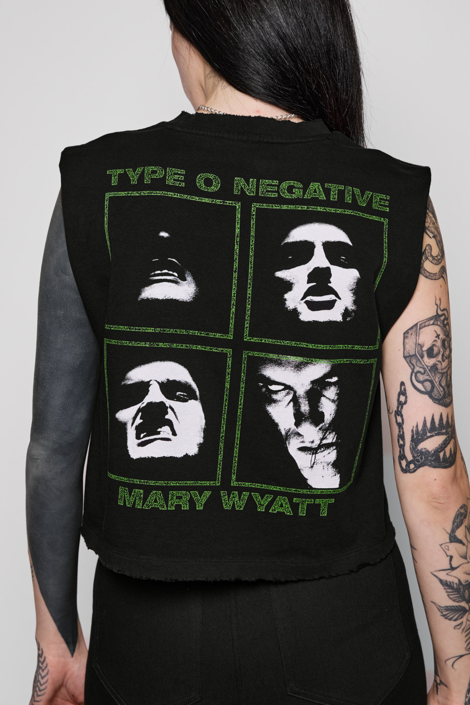 Black No.1 Cropped Tank