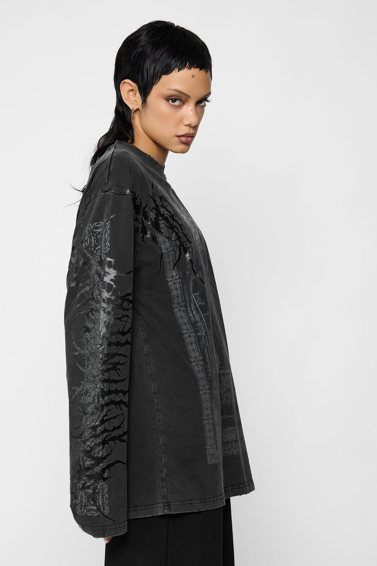 Eminence Oversized Long Sleeve Tee