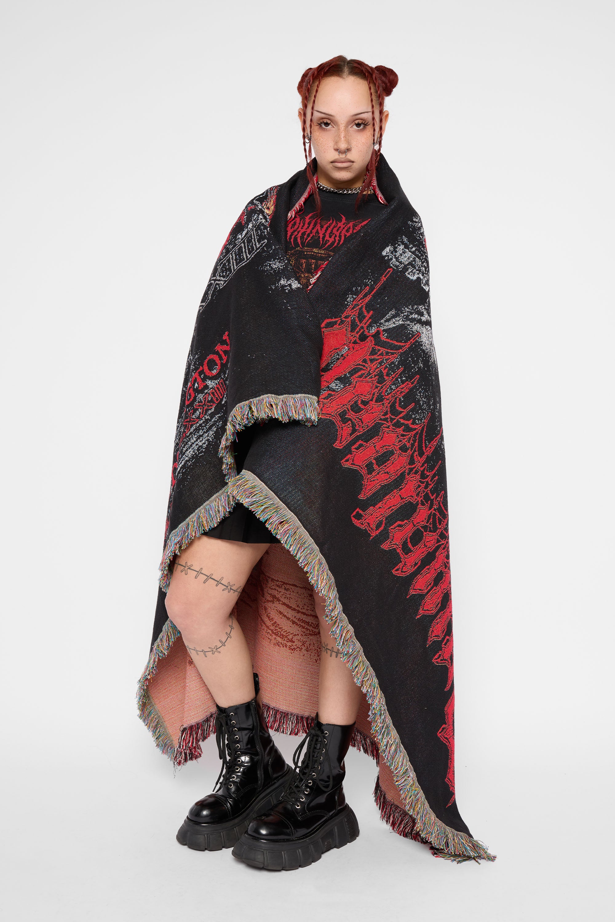 MW DLXXIII Gatekeeper Souvenir Tapestry Blanket