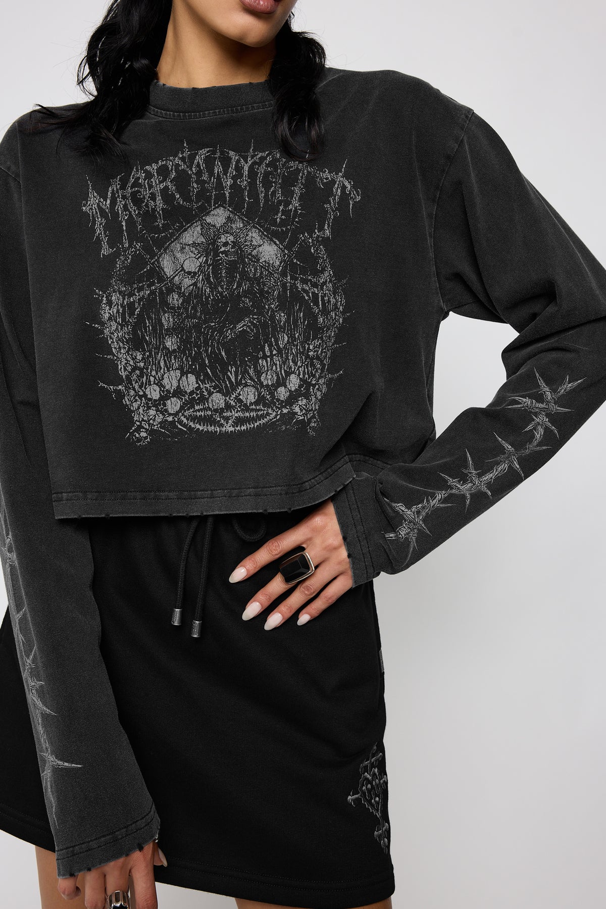 Kane Cropped Long Sleeve Tee