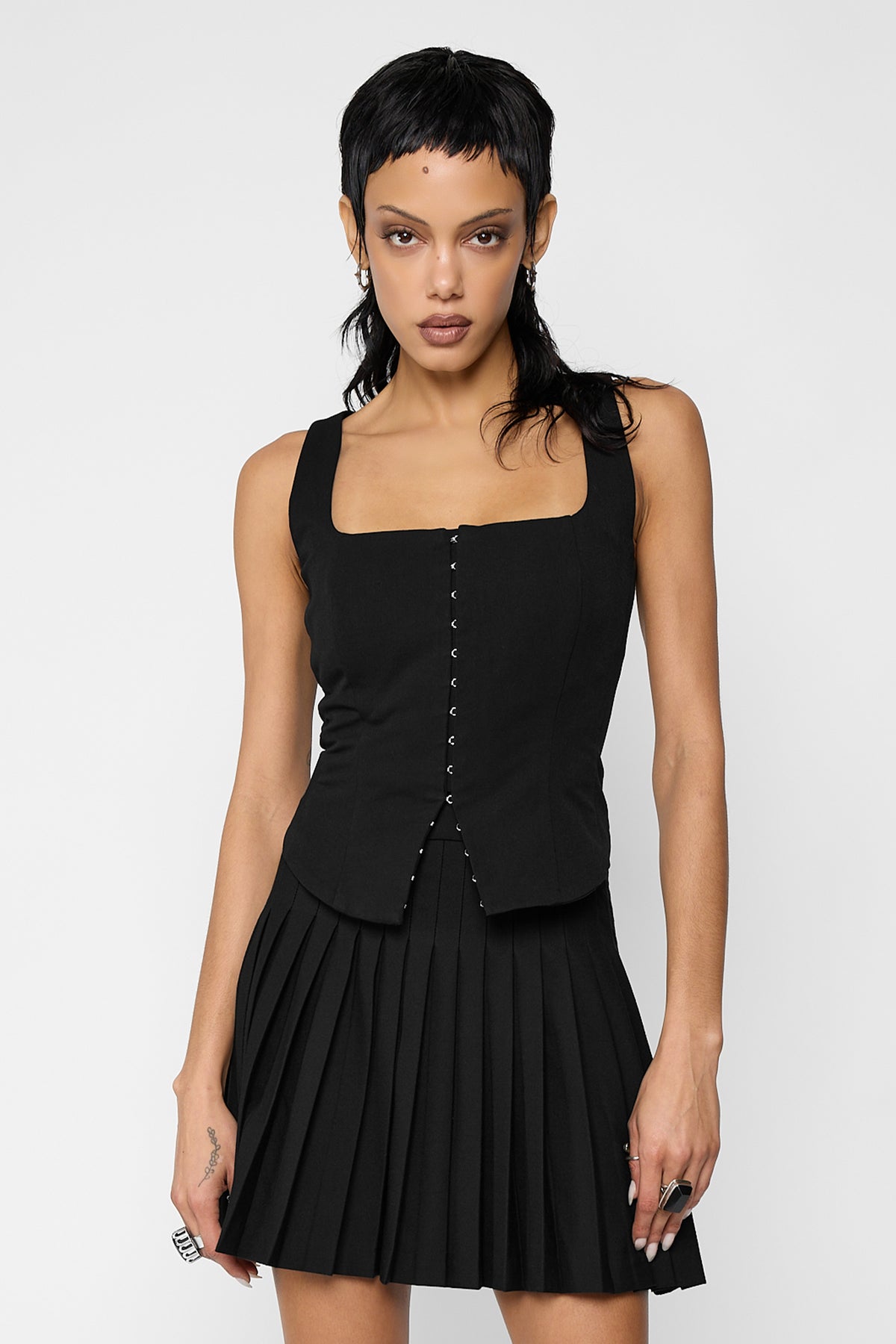 Alyssa Hook & Eye Top