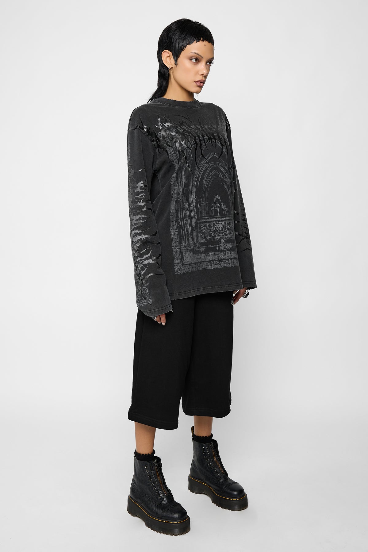 Eminence Oversized Long Sleeve Tee