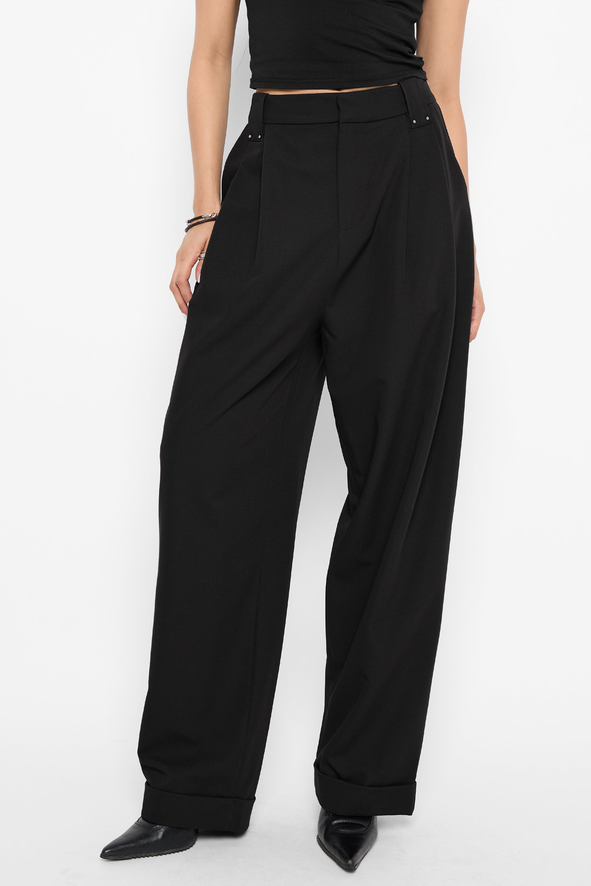 Riley Relaxed Pleated Trouser