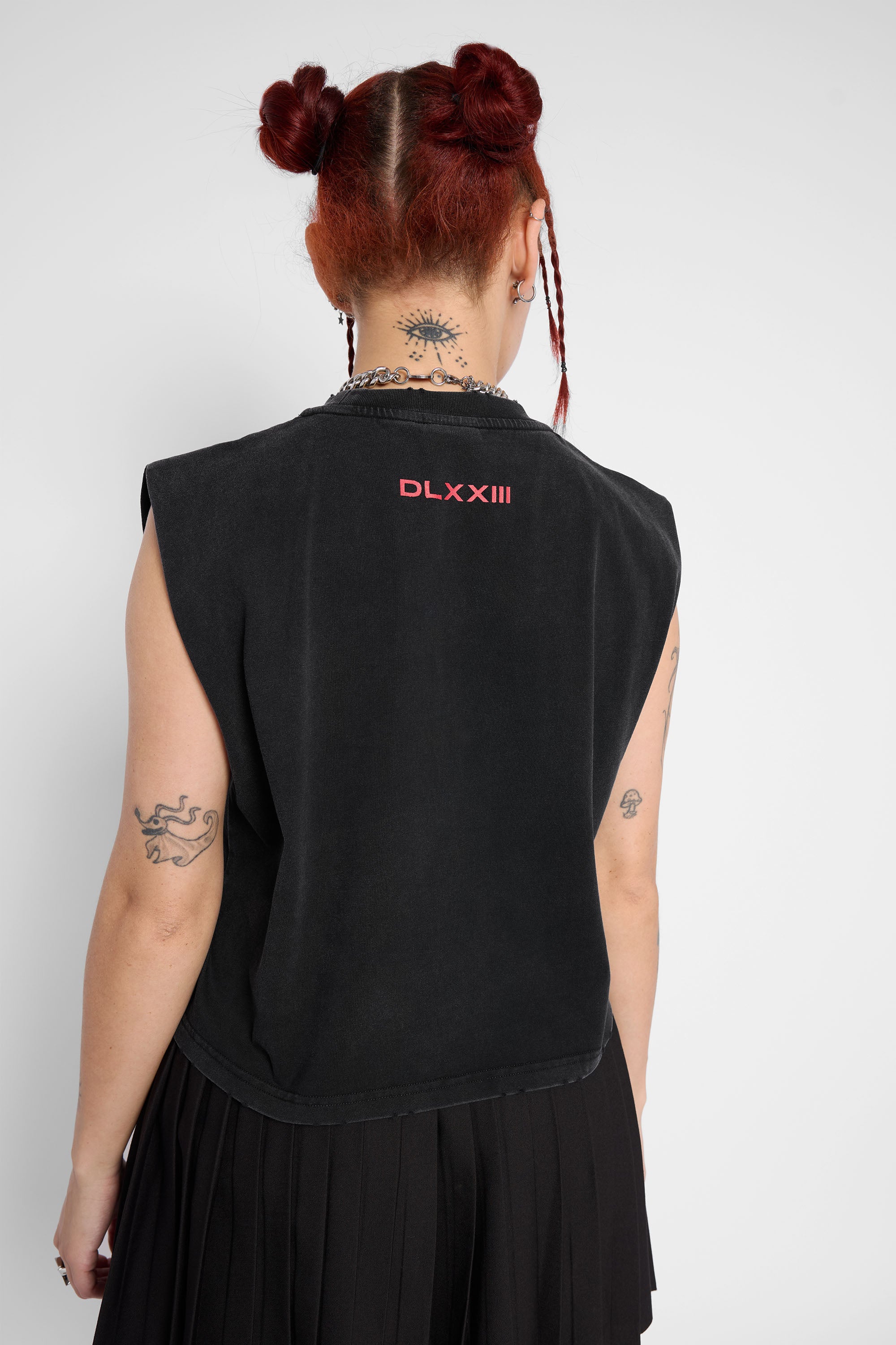 MW DLXXIII Xenolith Cropped Cut Off Tank